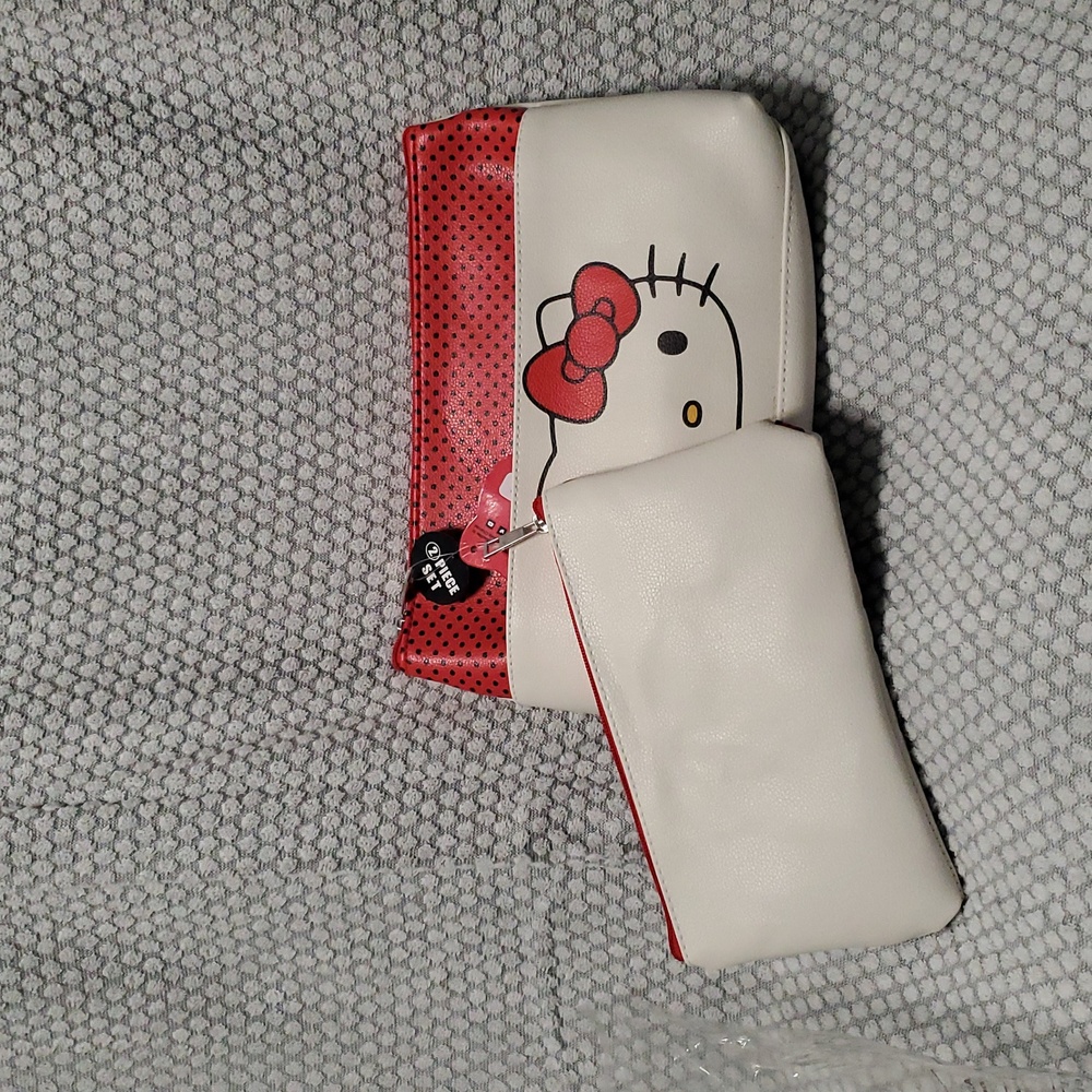 Hello Kitty 2 pc Pouch Set - Picture 4 of 12